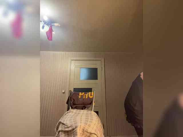 Karolina_Milf webcam