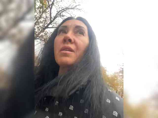 Karolina_Milf webcam