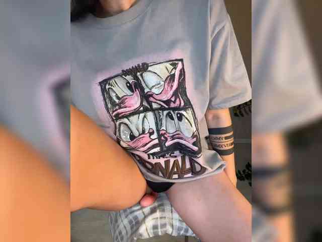 Karolina_Milf webcam