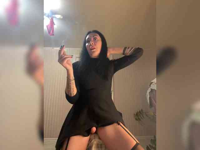 Karolina_Milf webcam