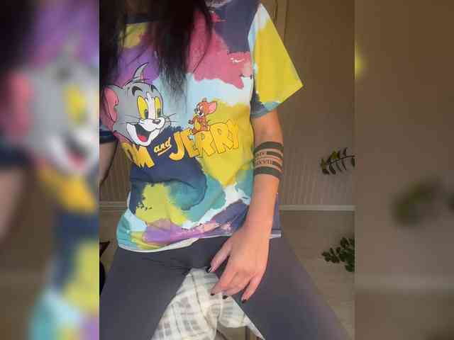 Karolina_Milf webcam