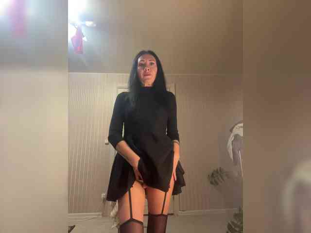 Karolina_Milf webcam