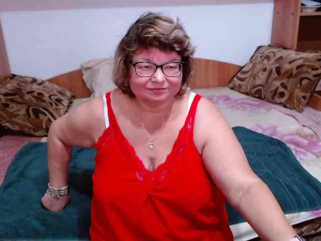 SweetMommaX webcam