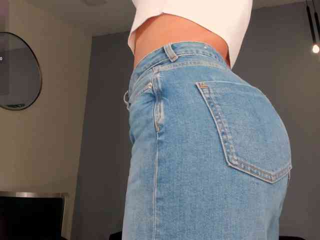 SophieBarnett webcam