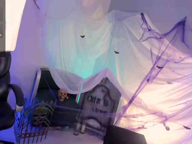 SophieBarnett webcam