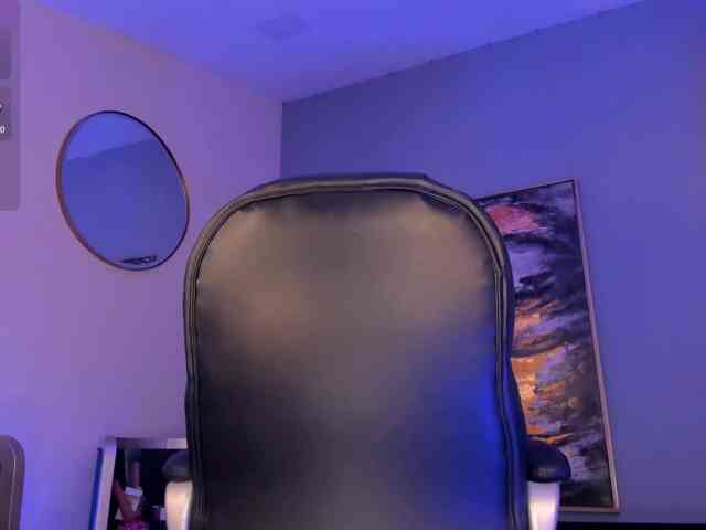 SophieBarnett webcam