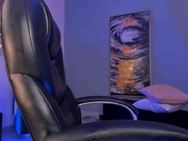 SophieBarnett webcam