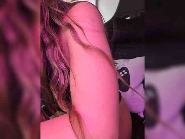 _m_a_r_i_a_888_ webcam