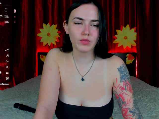witch-lady18 webcam