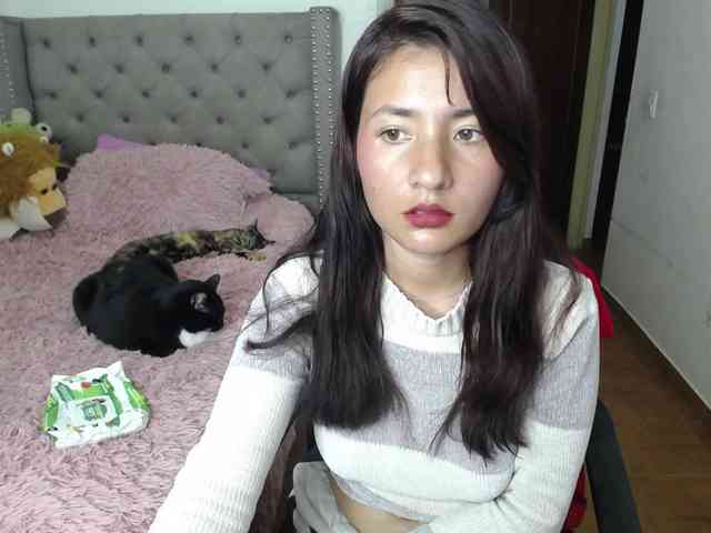 catalinahounn webcam