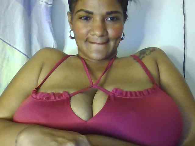 ALEJANDRA07 webcam