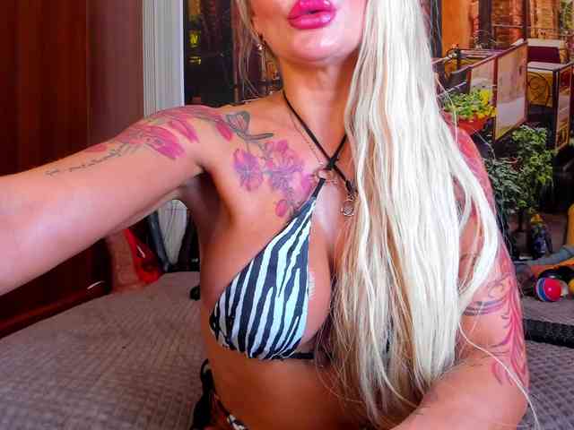 NikkaHotX webcam