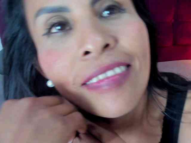 MilfSharoon webcam