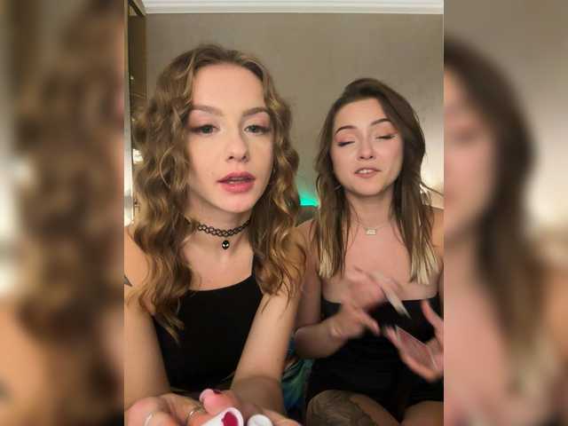 Entra en el chat con el modelo -LoVelOve- -LoVelOve-