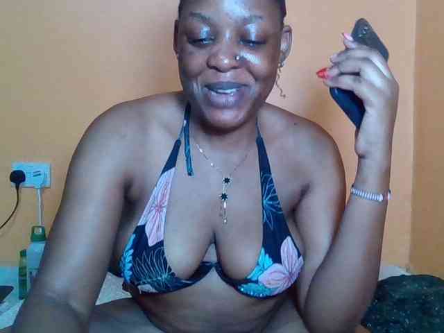 Prettyblackgal webcam