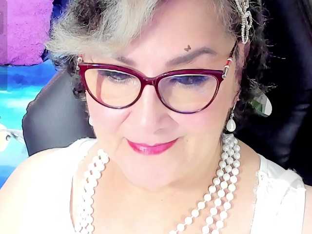 cataleya-mom webcam