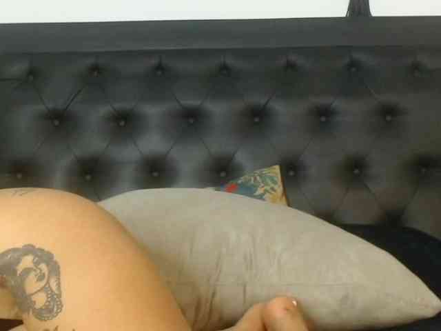 Spicy-jonhson webcam