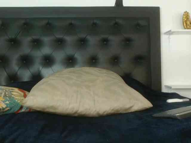 Spicy-jonhson webcam