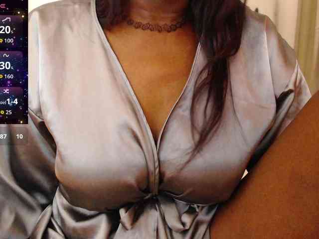 ebony-susy webcam