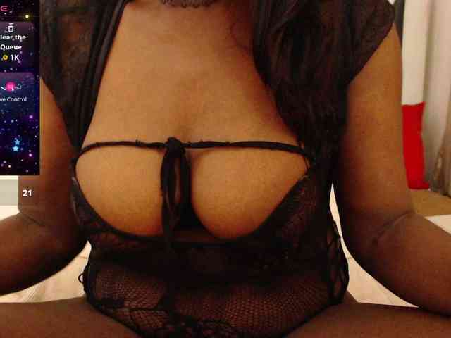 ebony-susy webcam