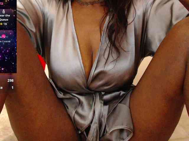 ebony-susy webcam