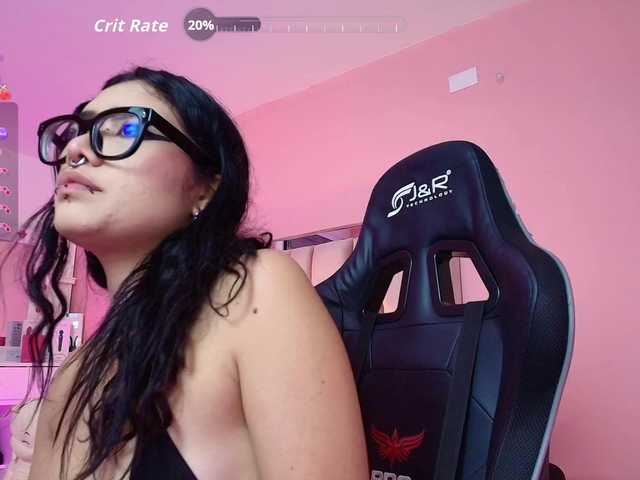 ArielMoore webcam