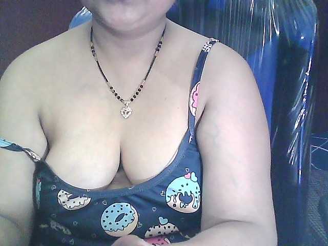 sexycharu webcam