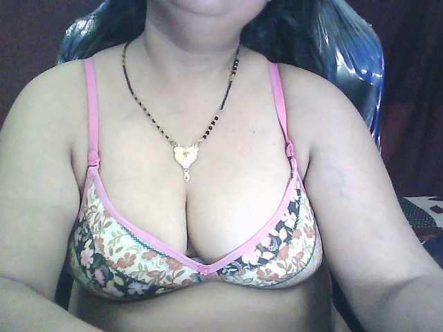 sexycharu webcam