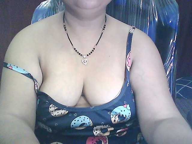 sexycharu webcam