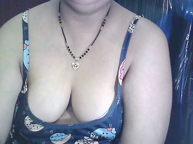 sexycharu webcam