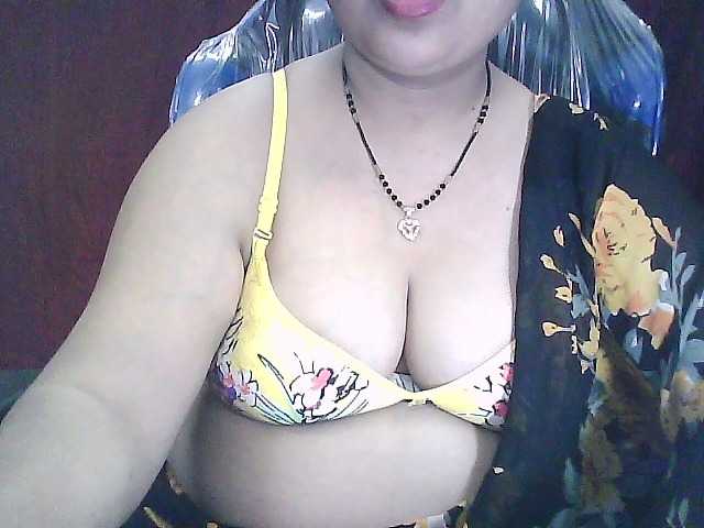 sexycharu webcam