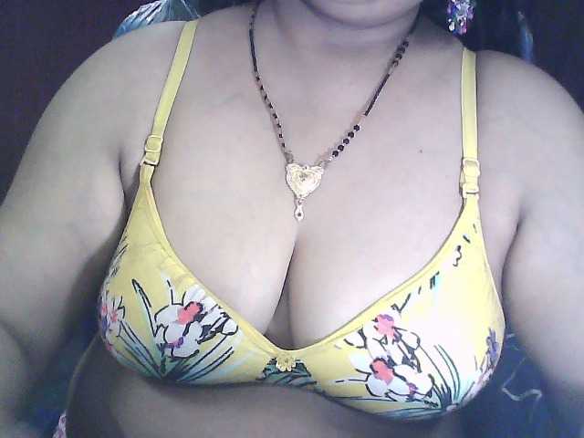 sexycharu webcam