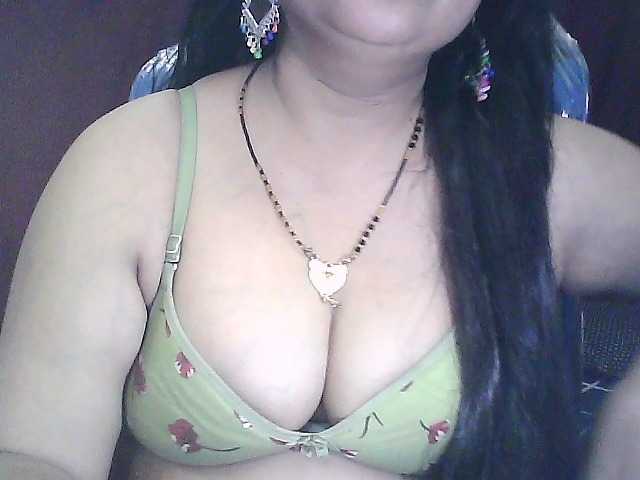 sexycharu webcam