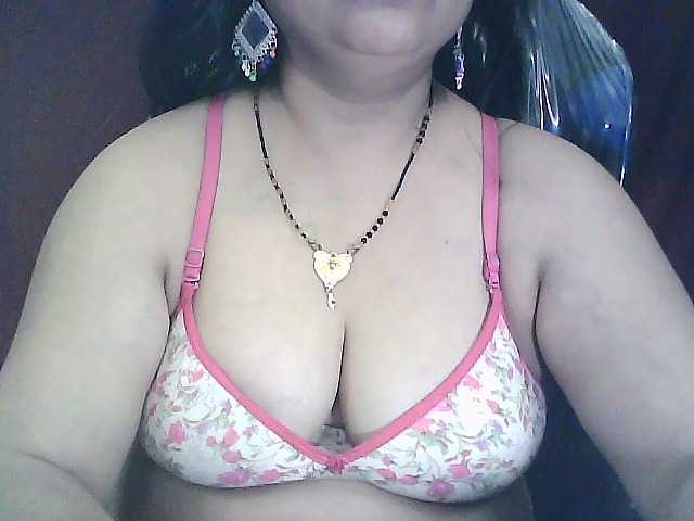 sexycharu webcam