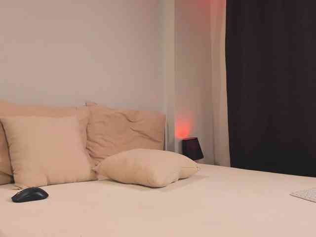 ShySara webcam