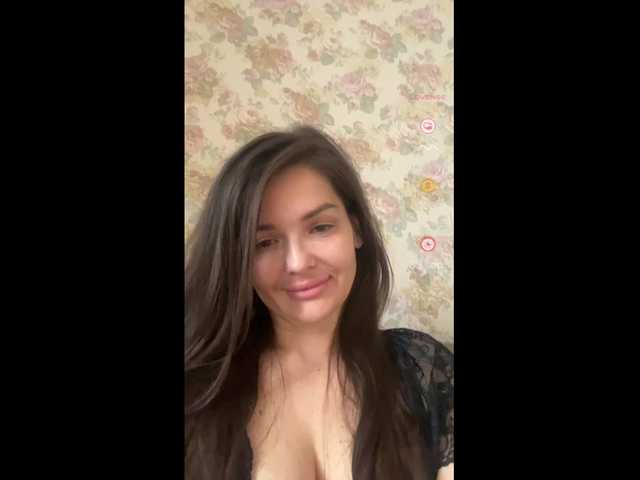 KikiMilf84