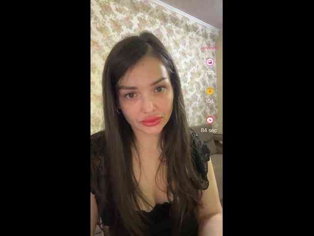 KsyushaMilf84 webcam