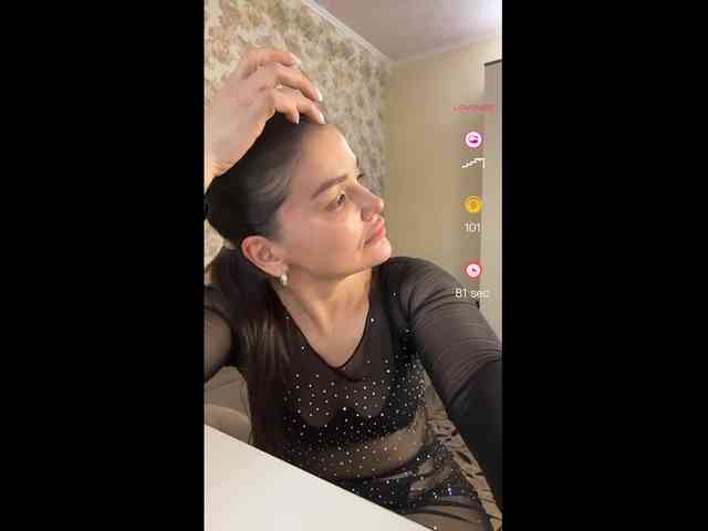 KsyushaMilf84 webcam