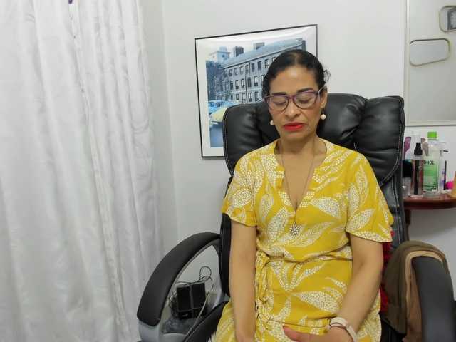 Aries-Mature webcam