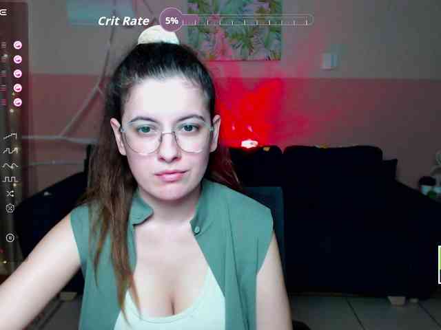 AminaBeatris13 webcam