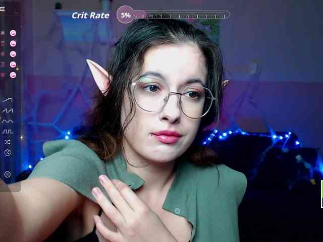 AminaBeatris13 webcam