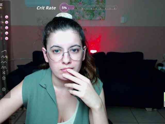 AminaBeatris13 webcam