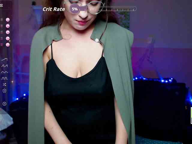 AminaBeatris13 webcam