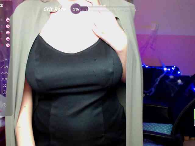 AminaBeatris13 webcam