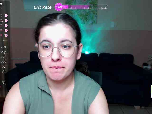 AminaBeatris13 webcam