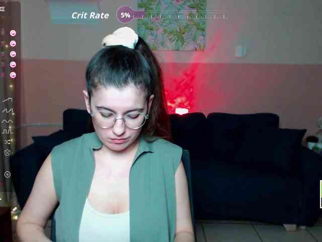 AminaBeatris13 webcam