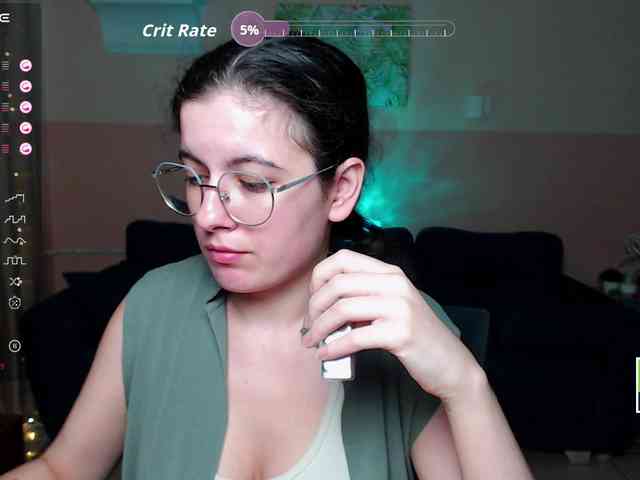 AminaBeatris13 webcam