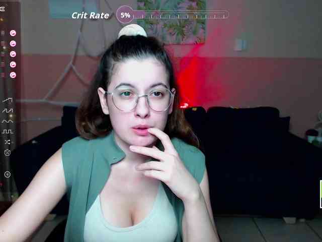AminaBeatris13 webcam