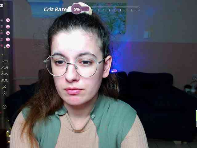 AminaBeatris13 webcam