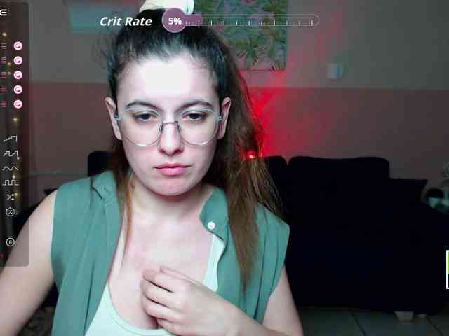 AminaBeatris13 webcam